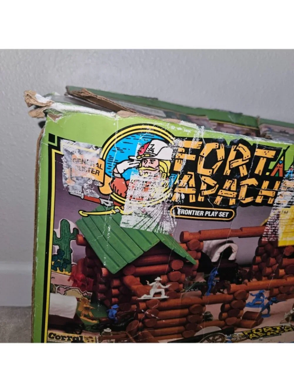 VTG 350+ pc Fort Apache Frontier Play Set Wood Build Cowboy Indian Play Mat READ